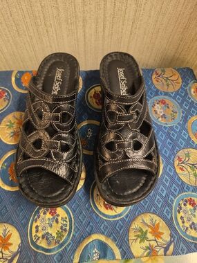 Josef Seibel Black Slip-On Slide Sandals